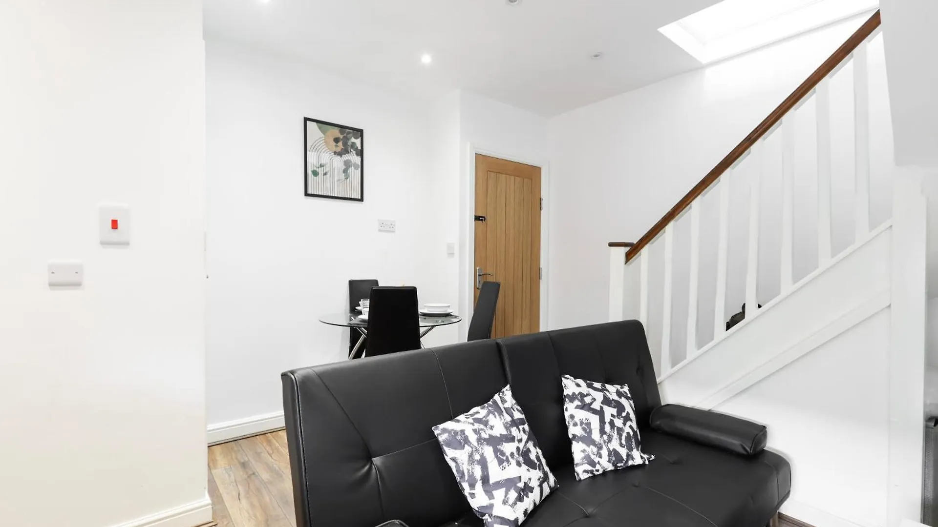 Apartament Spacious Flat/ Near City/Wi-Fi/Parking Leeds  Wielka Brytania